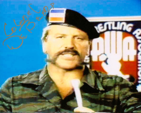 Colonel DeBeers signed 8x10 Photo