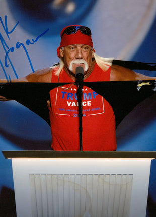 Hulk Hogan signed 8x10 Photo (w/ Beach Shop COA)