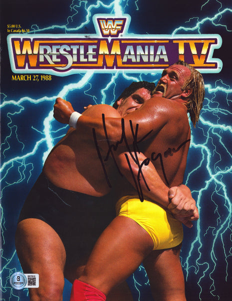 Hulk Hogan firmó el programa del evento de WrestleMania 4 (con Beckett)