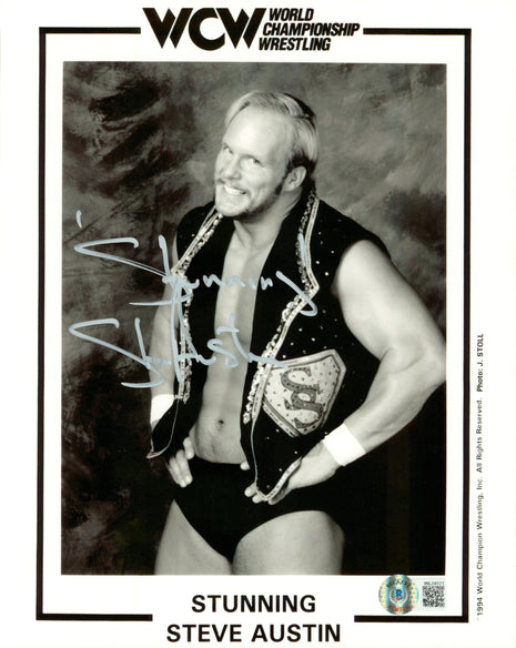 Stunning Steve Austin signed 8x10 Photo (w/ Beckett)