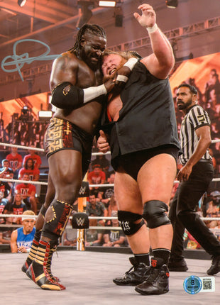 Oba Femi signed 8x10 Photo (w/ Beckett)