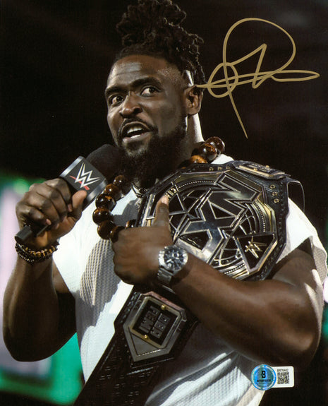 Oba Femi signed 8x10 Photo (w/ Beckett)