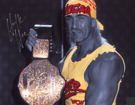 Hulk Hogan signed Metallic 11x14 Photo