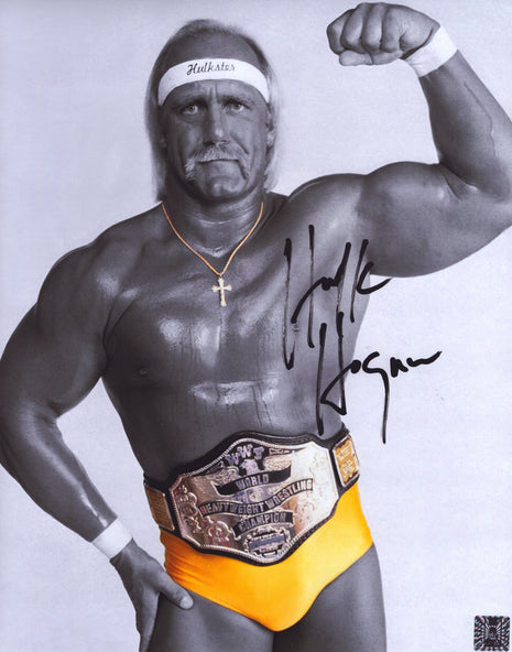 Hulk Hogan signed Metallic 11x14 Photo (w/ Beach Shop COA)