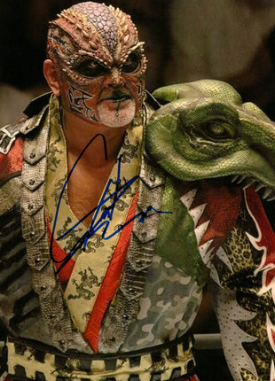 Great Muta signed 8x10 Photo