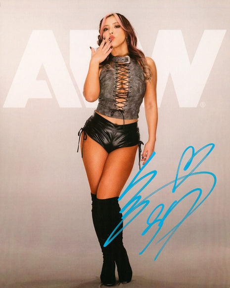Mina Shirakawa signed 8x10 Photo