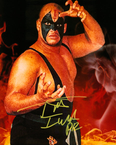 TNT signed 8x10 Photo