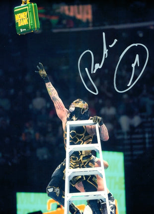 Penta signed 8x10 Photo