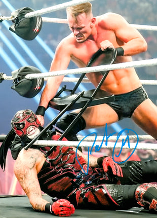 Penta signed 8x10 Photo