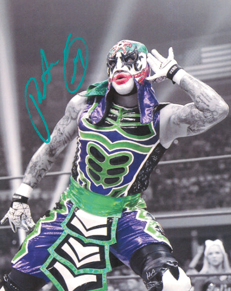 Penta signed 8x10 Photo
