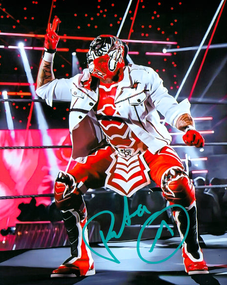 Penta signed 8x10 Photo