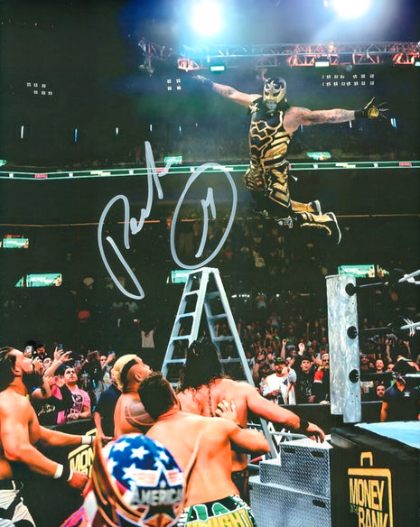 Penta signed 8x10 Photo