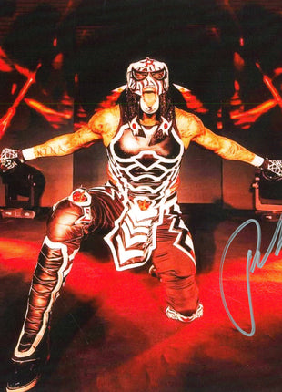 Penta signed 8x10 Photo
