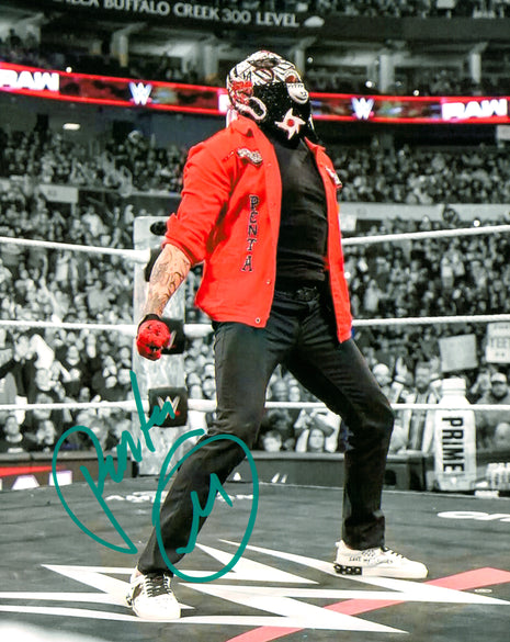 Penta signed 8x10 Photo