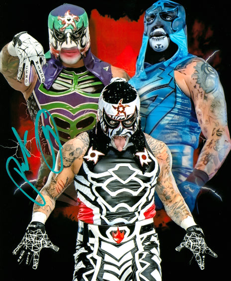 Penta signed 8x10 Photo