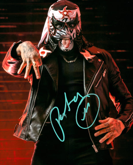Penta signed 8x10 Photo