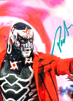 Penta signed 8x10 Photo