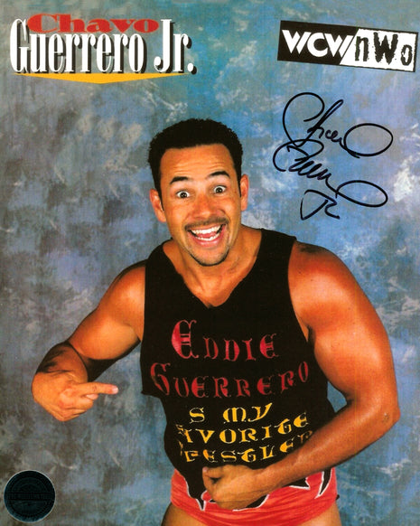 Photo 8x10 signée par Chavo Guerrero