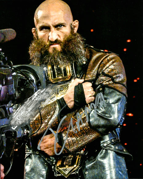 Tommaso Ciampa signed 8x10 Photo
