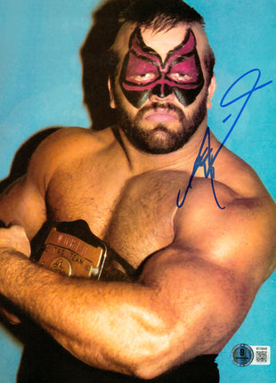 Animal signed 8x10 Photo (w/ Beckett)