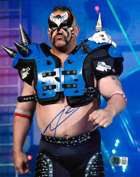 Animal signed 8x10 Photo (w/ Beckett)