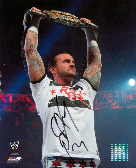 Photo 8x10 signée par CM Punk