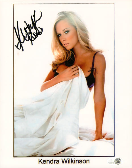 Kendra Wilkinson signed 8x10 Photo (w/ JSA)