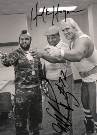 William Perry & Hulk Hogan dual signed 8x10 Photo