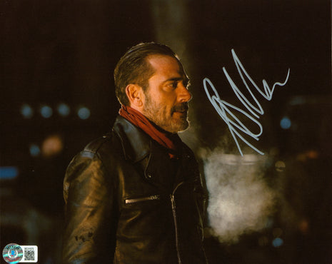 Jeffrey Dean Morgan (Walking Dead) signed 8x10 Photo (w/ Beckett)
