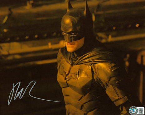 Robert Patterson (Batman) signed 8x10 Photo (w/ Beckett)