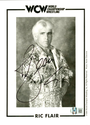 Ric Flair signed 8x10 Photo (w/ Beckett)