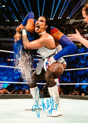 Fotografía firmada de Rhea Ripley de 8x10