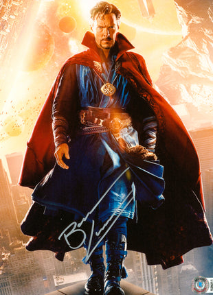 Benedict Cumberbatch (Dr Strange) signed 8x10 Photo (w/ Beckett)