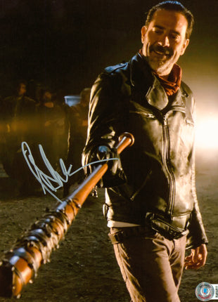 Jeffrey Dean Morgan (Walking Dead) signed 8x10 Photo (w/ Beckett)