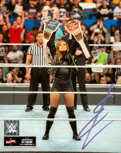 Becky Lynch signed 8x10 Photo