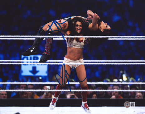 Brie Bella & Nikki Bella dual signed 11x14 Photo (w/ Beckett)