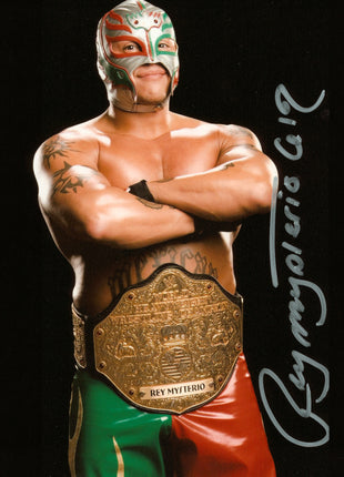Rey Mysterio signed 8x10 Photo