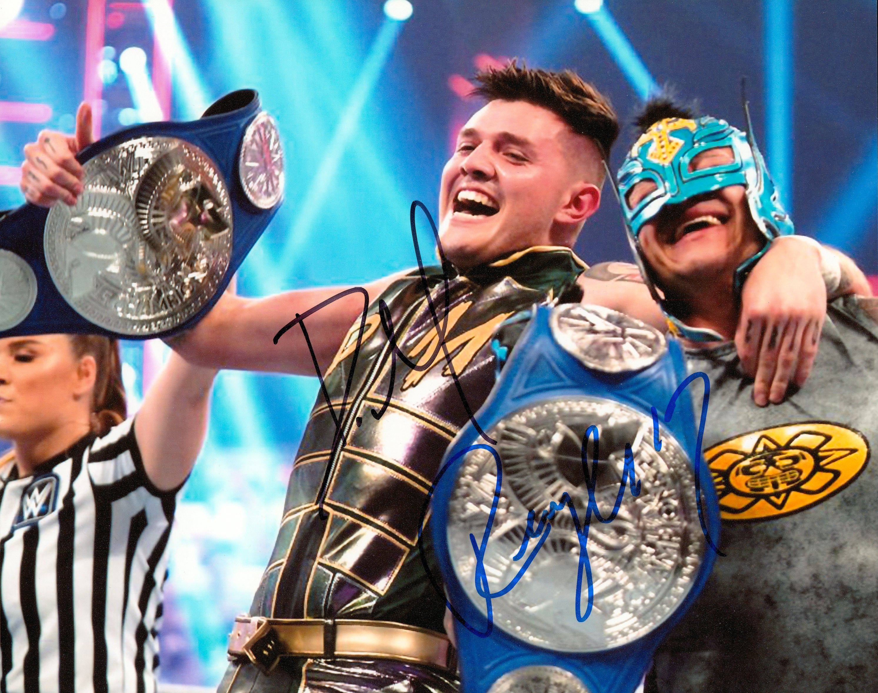 Dual Rey Me Rey Mysterio & Dominik Mysterio dual signed 8x10 Photo – Signed By ...