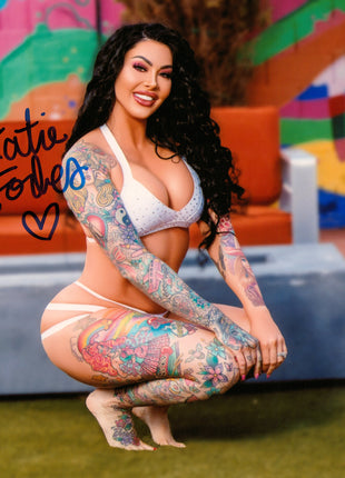 Katie Forbes signed 8x10 Photo