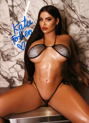 Katie Forbes signed 8x10 Photo