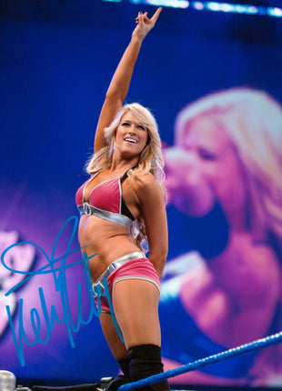 Kelly Kelly signed 8x10 Photo