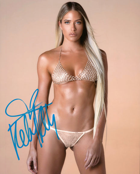 Kelly Kelly signed 8x10 Photo