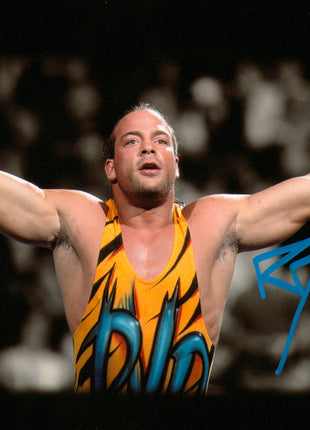 Rob Van Dam signed 8x10 Photo