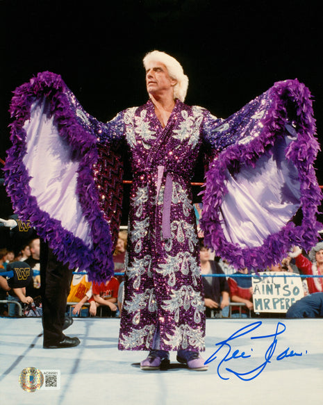 Ric Flair signed 8x10 Photo (w/ Beckett)