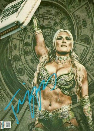 Tiffany Stratton signed 8x10 Photo (w/ Beckett)