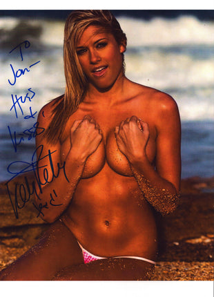 Kelly Kelly signed 11x17 Photo