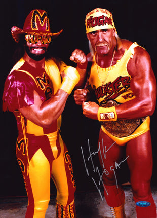 Hulk Hogan signed 11x14 Photo (w/ Tri-Star)