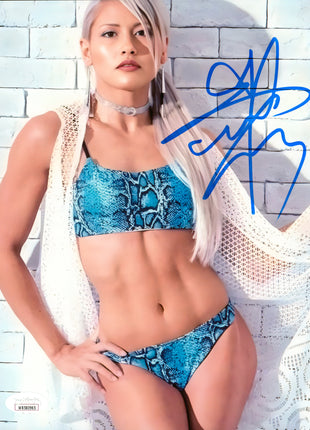 Giulia signed 8x10 Photo (w/ JSA)