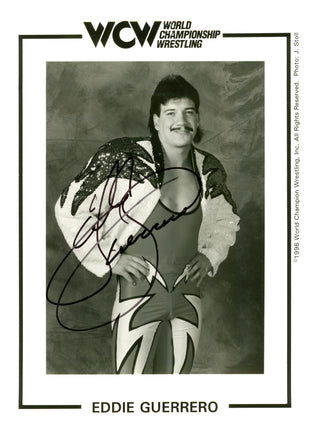 Eddie Guerrero signed 8x10 Photo