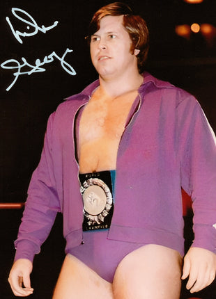 Mike George signed 8x10 Photo